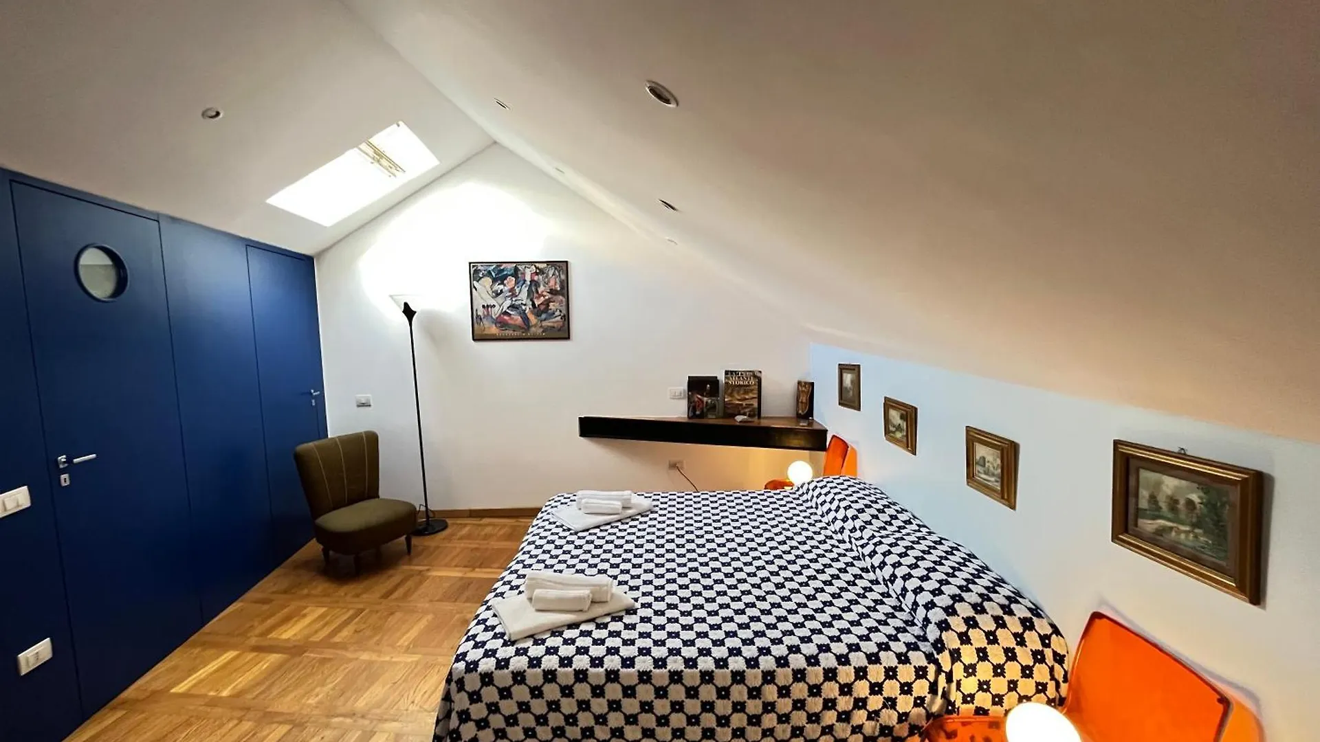 B&B Attico Ventaglieri With Panoramic Terrace Naples Bed & Breakfast