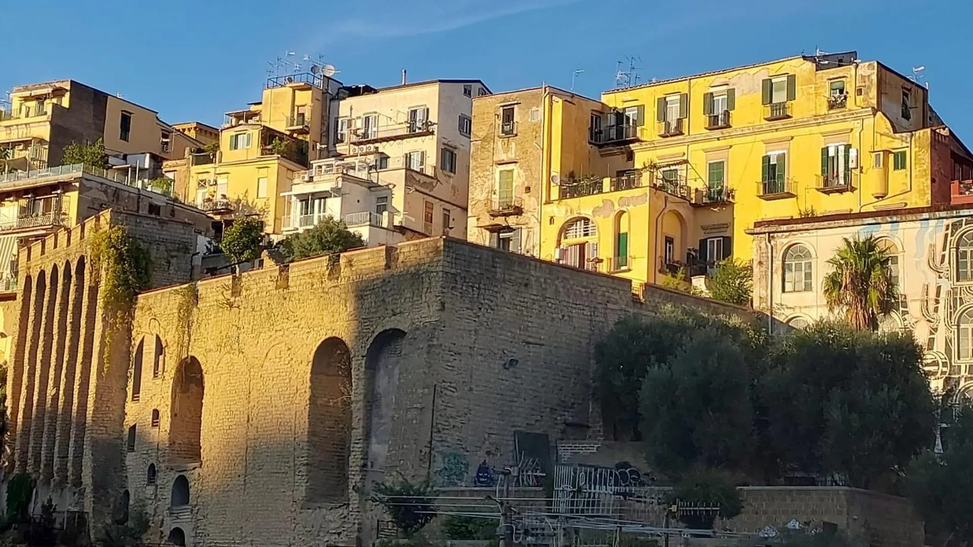 B&B Attico Ventaglieri With Panoramic Terrace Naples