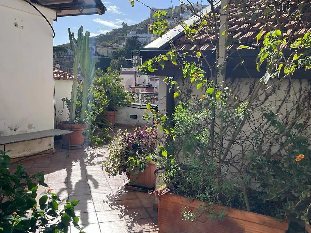 B&B Attico Ventaglieri With Panoramic Terrace Napoli 0*,